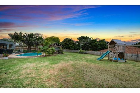 Photo of property in 8 Cloverfields Drive, Waimauku, 0812