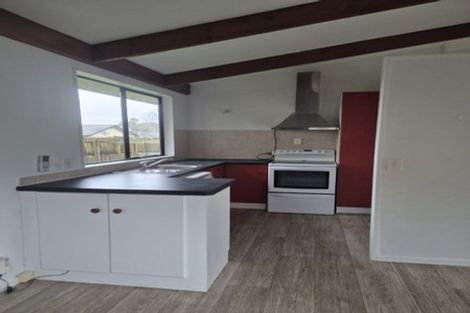 Photo of property in 1/26 Compass Place, Te Atatu Peninsula, Auckland, 0610