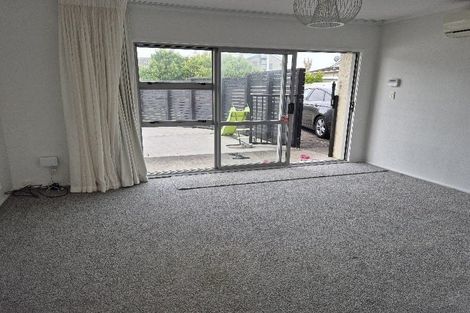 Photo of property in 2/6 Hemsway Place, Sunnyhills, Auckland, 2010