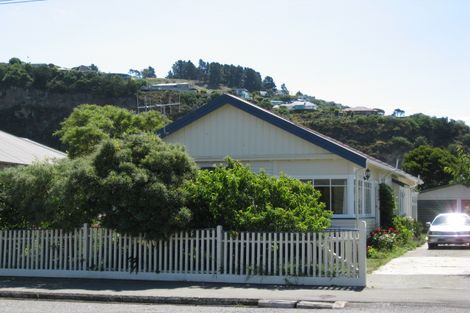 Photo of property in 12 Hardwicke Street, Sumner, Christchurch, 8081