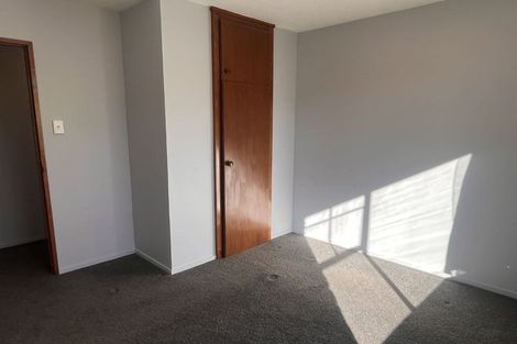 Photo of property in 32 Karnak Crescent, Russley, Christchurch, 8042