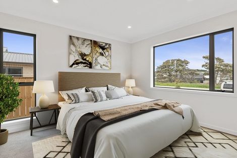 Photo of property in 15b Marine Garden Crescent, Beachlands, Auckland, 2018