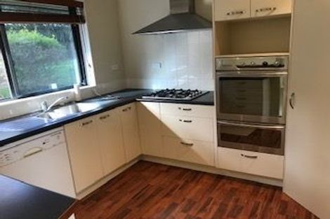 Photo of property in 9 Louvain Place, Greenhithe, Auckland, 0632