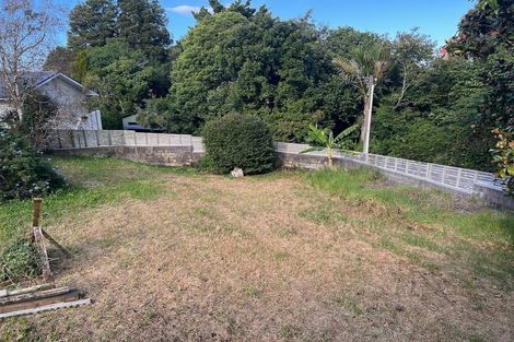 Photo of property in 155 Glenfield Road, Hillcrest, Auckland, 0626