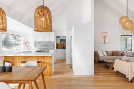 Photo of property in 27 Barbara Grove, Papamoa Beach, Papamoa, 3118