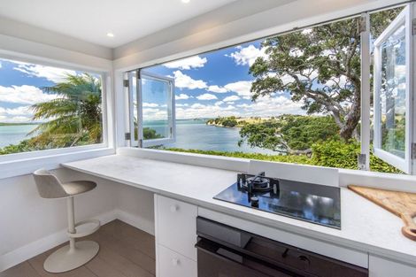Photo of property in 18 Hamana Street, Narrow Neck, Auckland, 0622