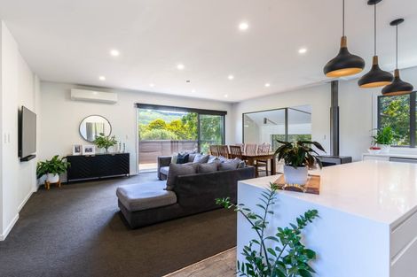 Photo of property in 4a Ryan Grove, Tawa, Wellington, 5028