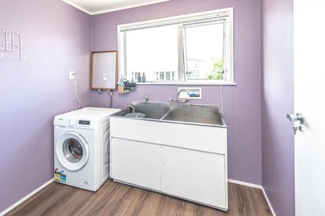 Photo of property in 1 Cornwall Road, Springvale, Whanganui, 4501