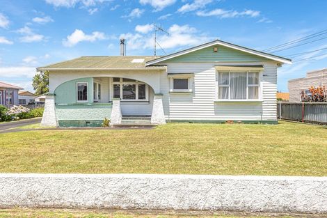 Photo of property in 3 Duigan Street, Gonville, Whanganui, 4501