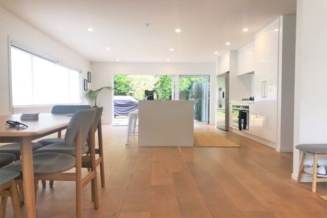 Photo of property in 40 Pooks Road, Ranui, Auckland, 0612