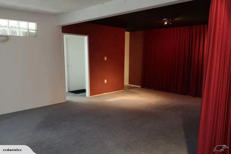 Photo of property in 18 Browns Bay Road, Rothesay Bay, Auckland, 0630