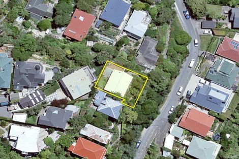 Photo of property in 8 Durham Crescent, Aro Valley, Wellington, 6021