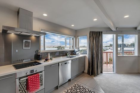 Photo of property in 1/33 Beach Haven Road, Beach Haven, Auckland, 0626