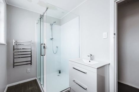 Photo of property in 4 Kauri Drive, Wairakei, Taupo, 3332