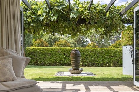 Photo of property in 14 Millbrook Drive, Waiuku, 2683