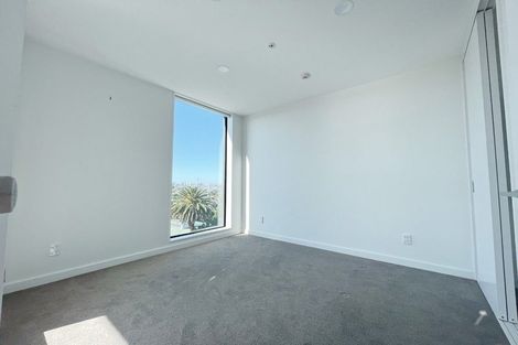 Photo of property in 401/19 Rawene Road, Birkenhead, Auckland, 0626