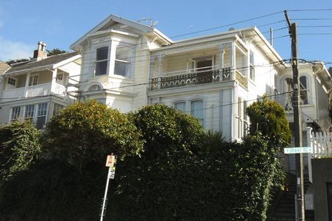 Photo of property in 2/28 Grant Road, Thorndon, Wellington, 6011