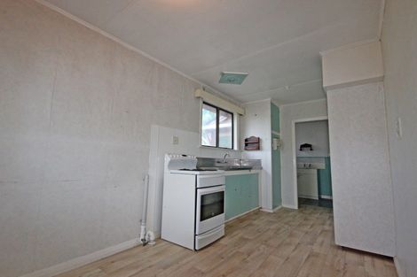 Photo of property in 11 Seddon Street, Takaro, Palmerston North, 4412