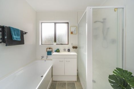 Photo of property in 7a Marama Crescent, Palmerston North, 4414