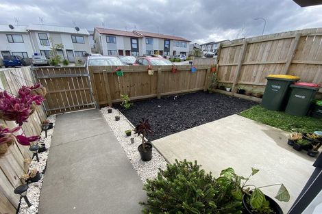 Photo of property in 36 Matawhanga Drive, Wattle Downs, Auckland, 2103