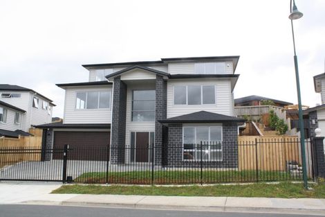 Photo of property in 81 San Valentino Drive, Henderson, Auckland, 0612