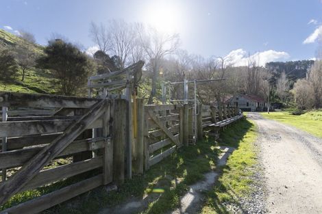 Photo of property in 72 Adams Peak Road, Mangapakeha, Masterton, 5889
