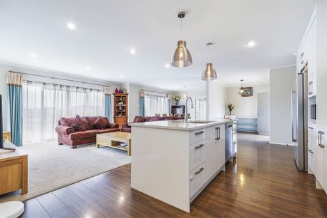 Photo of property in 35 Purser Crescent, Flagstaff, Hamilton, 3210