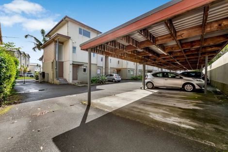 Photo of property in 7/29 Haven Drive, East Tamaki, Auckland, 2013