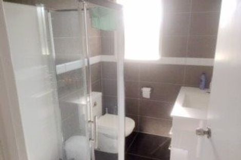 Photo of property in 32 Mildmay Road, Henderson, Auckland, 0610