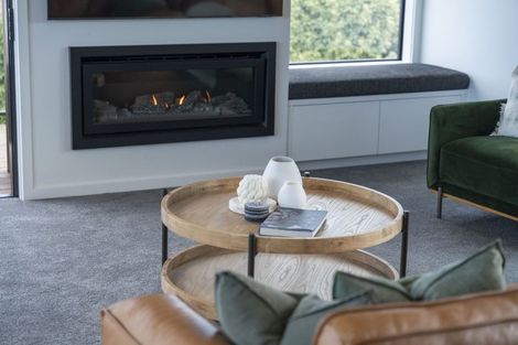 Photo of property in 21 Coprosma Crescent, Waipahihi, Taupo, 3330