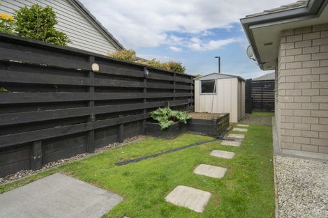 Photo of property in 2 Vista Close, Omokoroa, 3114