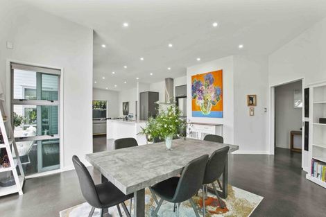 Photo of property in 33a Waimea Street, Westown, New Plymouth, 4310