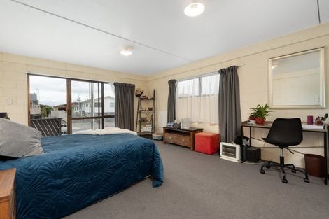Photo of property in 1/267 Oceanbeach Road, Mount Maunganui, 3116
