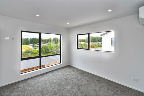 Photo of property in 20a Survila Street, Takanini, 2110