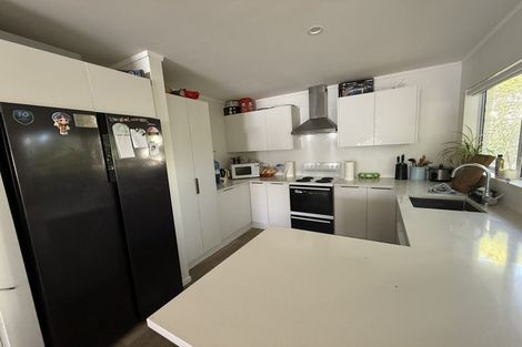 Photo of property in 141 Awaroa Road, Helensville, 0800