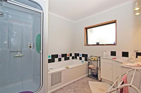 Photo of property in 18 Harbour Road, Motueka, 7120