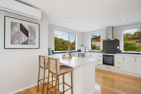 Photo of property in 4a Korotaha Terrace, Rothesay Bay, Auckland, 0630