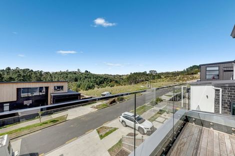 Photo of property in 25 Bremner Ridge Street, Flat Bush, 2019