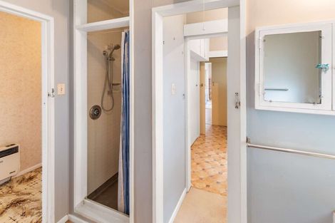 Photo of property in 105 Peat Street, Whanganui, 4500