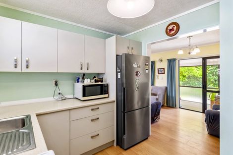 Photo of property in 110 Raumati Road, Raumati Beach, Paraparaumu, 5032