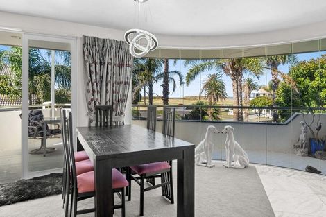 Photo of property in 2 Seychelles Drive, Papamoa Beach, Papamoa, 3118