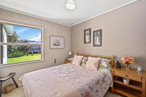 Photo of property in 6 Campbell Place, Pukehangi, Rotorua, 3015