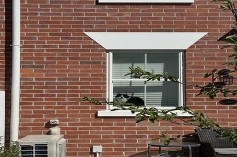 Photo of property in 30 Hargest Crescent, Saint Kilda, Dunedin, 9012