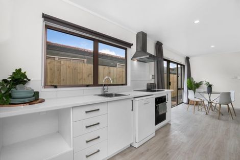 Photo of property in 1/20 Ashdown Place, Pahurehure, Papakura, 2113