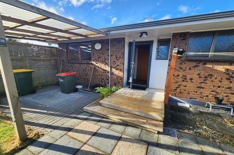 Photo of property in 10b Taurus Place, Kawaha Point, Rotorua, 3010