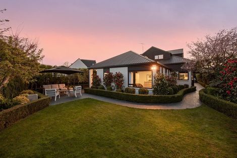 Photo of property in 4 Wairarapa Terrace, Merivale, Christchurch, 8014