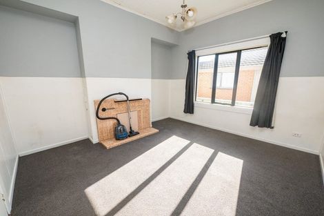 Photo of property in 145 Macandrew Road, South Dunedin, Dunedin, 9012