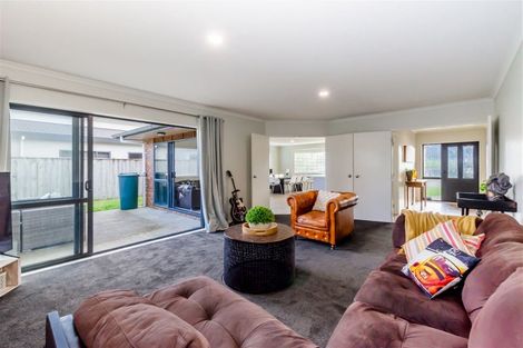 Photo of property in 22 Waterstone Avenue, Paraparaumu, 5032