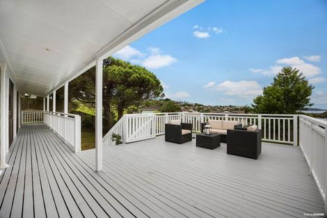 Photo of property in 48 West Harbour Drive, West Harbour, Auckland, 0618