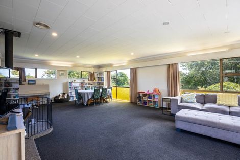 Photo of property in 114 Oxford Road, Okato, 4335